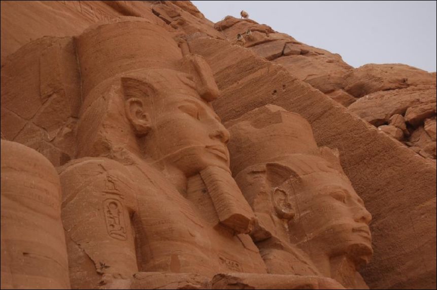 <i><b>Abu Simbel-064</b></i>